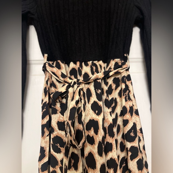 🖤 Leopard Print Dress with Black Ribbed Top & Tie Waist - Picture 4 of 7